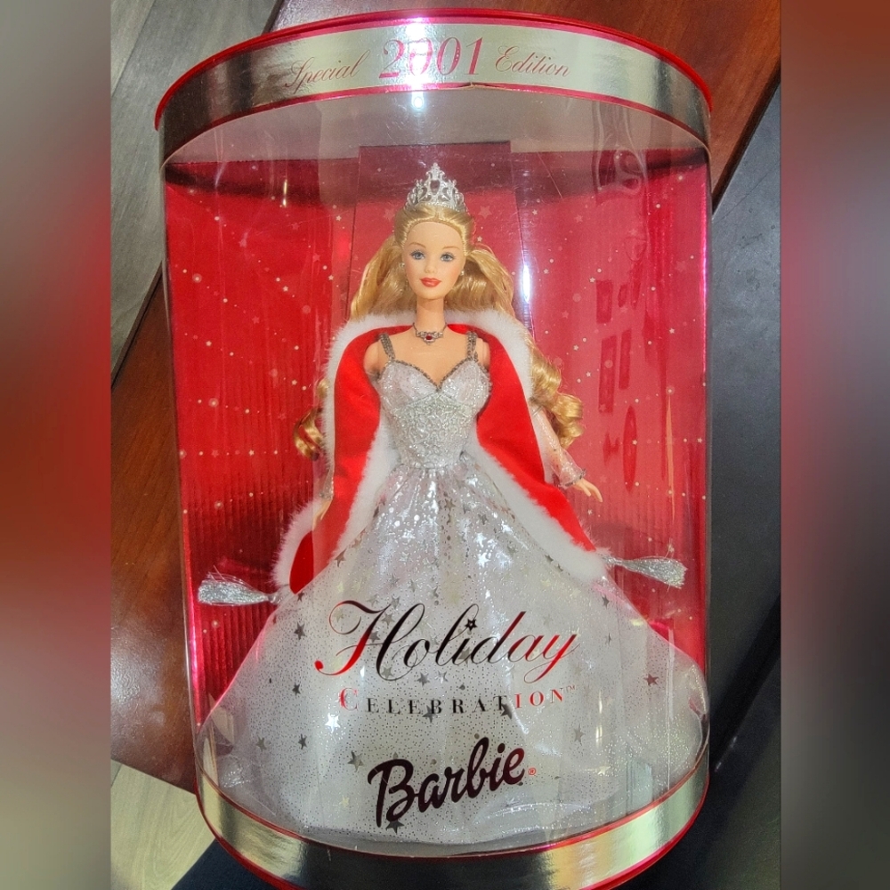 2001 Holiday Barbie